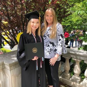 Meet your Posher, Nikki